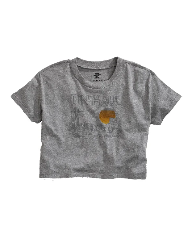 WOMENS LONG SLEEVE KNIT TIN HAUL DESERT SCENERY CROP TSHIRT SHIRT Stylish Crew Neck Shirt WOMENS LONG SLEEVE KNIT TIN HAUL DESERT SCENERY CROP TSHIRT SHIRT Stylish Crew Neck Shirt