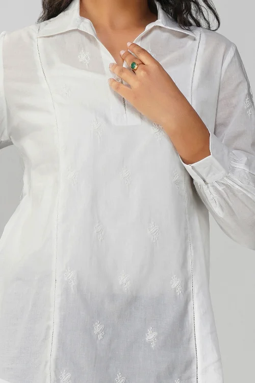 Phae Aahana White Shirt In Mulmul With Sequin Fashionable Short Sleeve Vest
