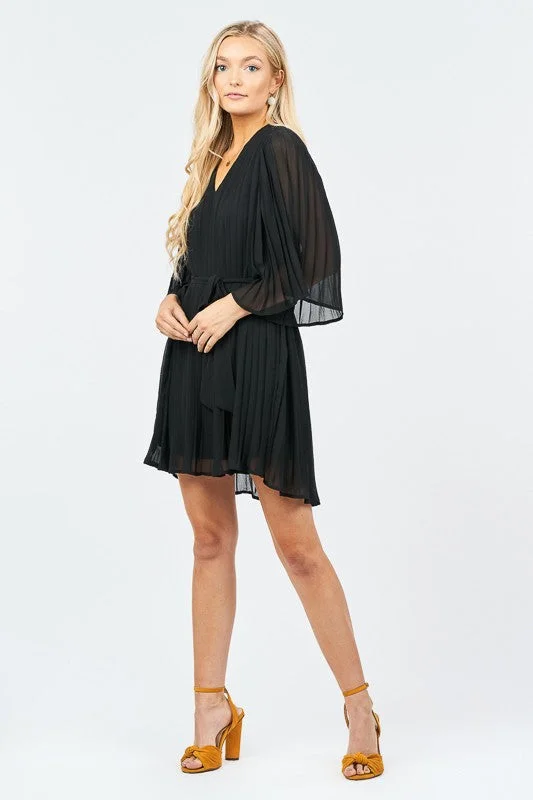 Pleated Mini Dress Fashionable Mini Dress with Frills