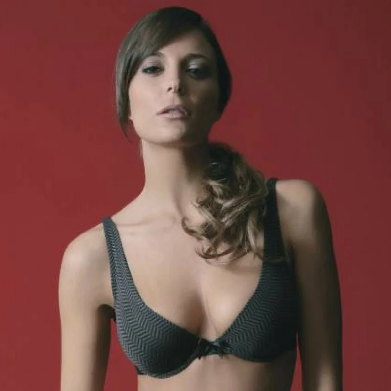Sassa Dark Soul Deep-V Plunge Push Up Bra Soft Padded Bralette