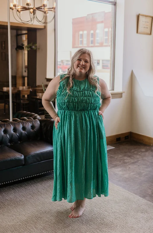 MASYN GREEN TEXTURED MIDI DRESS Comfortable Fit-and-Flare Midi Dress
