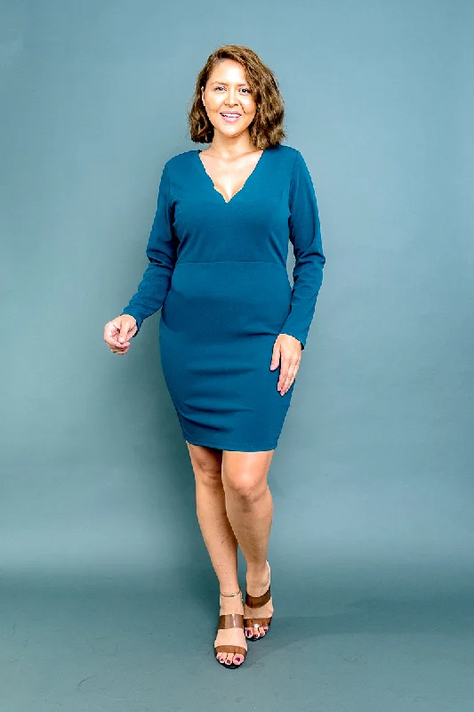 Plus Size Scalloped V Neck Long Sleeve Midi Dress in Teal (CD52540P) Comfortable Stretch Midi Dress Plus Size Scalloped V Neck Long Sleeve Midi Dress in Teal (CD52540P) Comfortable Stretch Midi Dress