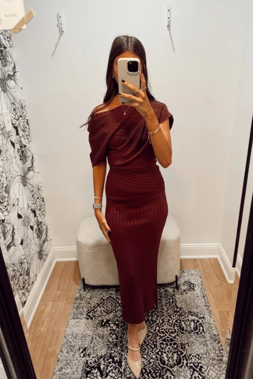 Stanton Aster Midi Dress Comfortable Deep V Midi Dress