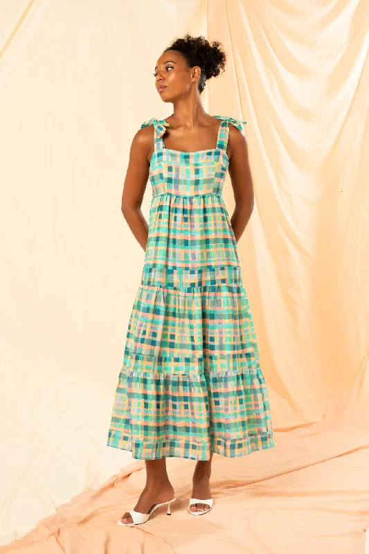 Zia Tie Strap Tiered Maxi Dress Stylish V-Neck Maxi Dress