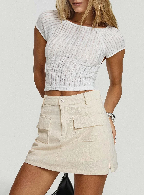 Cadern Skort Cream lace skirt elegant